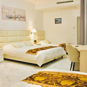 900 Toscana ** Florence